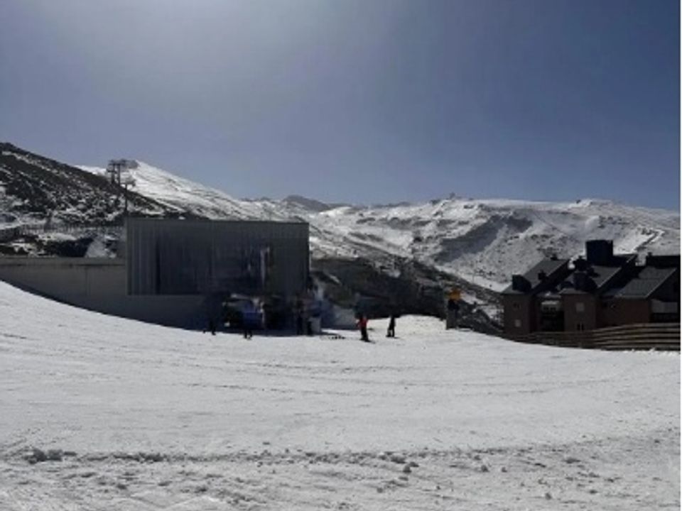Lejlighed i Sierra Nevada, Granada - foto 1